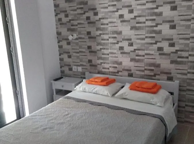 Meltemi Apartmán Vourkárion