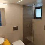 梅尔特米宾馆 公寓 Vourkárion