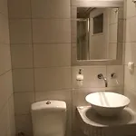 梅尔特米宾馆 公寓 *