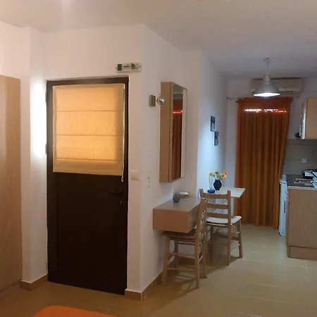 Meltemi Apartment Vourkárion