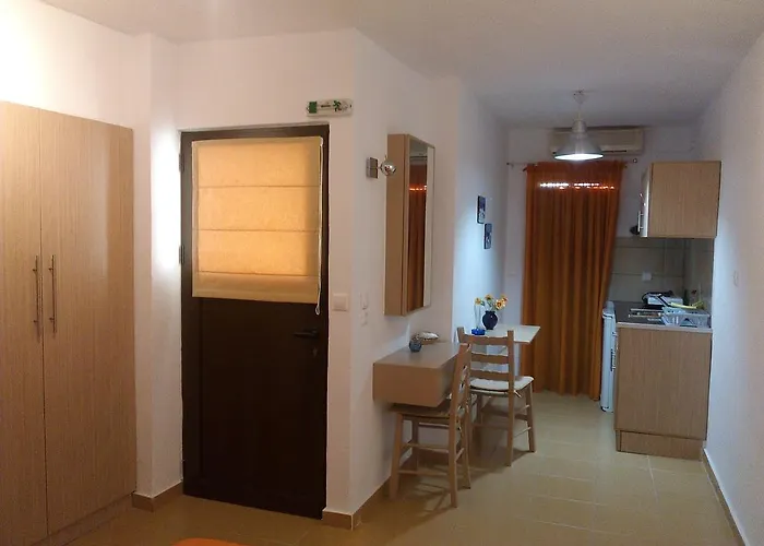 Meltemi Apartment Vourkárion